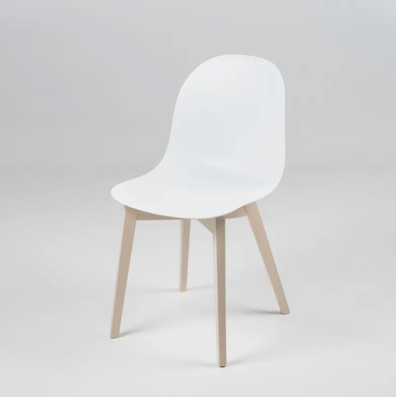 1665 Academy Connubia© Chaise scandinave en polypropylène et bois