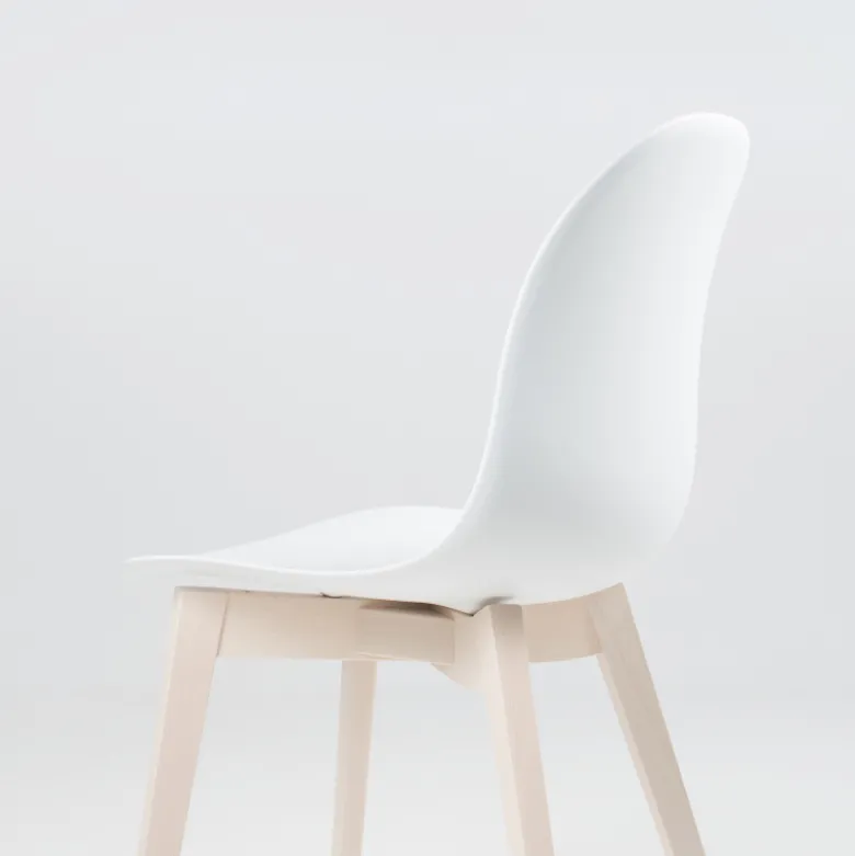 1665 Academy Connubia© Chaise scandinave en polypropylène et bois