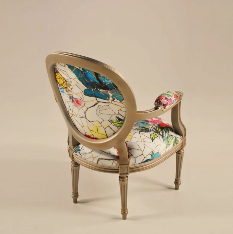 Adrien Fauteuil Louis XVI médaillon revisité fabrication française
