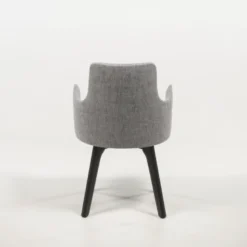 Anders Fauteuil cocooning en tissu et pieds bois
