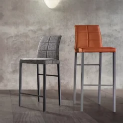 Atlanta Tabouret snack italien en synthétique avec pieds en métal
