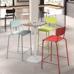 Circa Table snack de cuisine carrée aux bords arrondis avec pied central