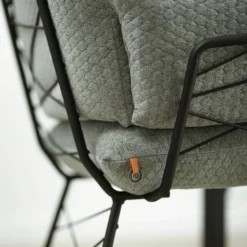 Cosy Mobitec® Fauteuil design confortable assise en tissu et pieds en métal