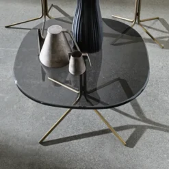Genius Table basse design en verre et métal