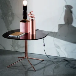 Genius Table basse design en verre et métal