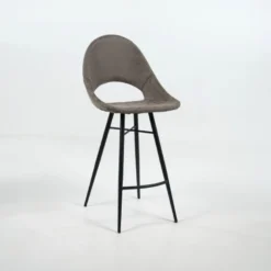 IsidoreTabouret snack design avec coque ajourée