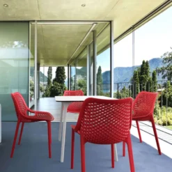 Maya Table carrée en stratifié