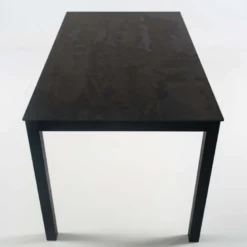 Millenium 4 Table rectangulaire en dekton et pieds en métal