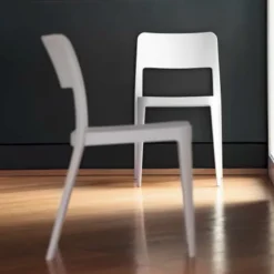 Nené Midj® Chaise moderne en polypropylène