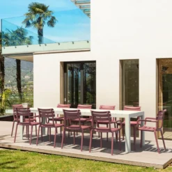 Paris Fauteuil de jardin empilable en polypropylène avec accoudoirs