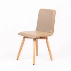 Plaza Chaise moderne rembourrée avec pieds en bois coniques
