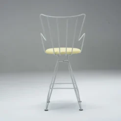 Well Carrier® Tabouret snack design en synthétique et métal